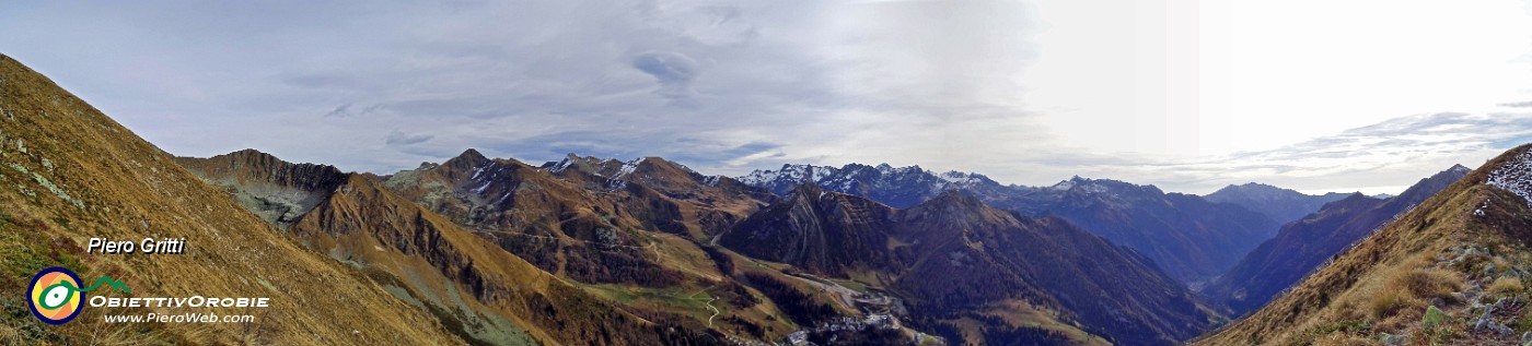 63 Vista panoramica sulla vallata di Foppolo.jpg